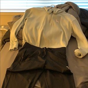 M jogger outfit light blue and black pants